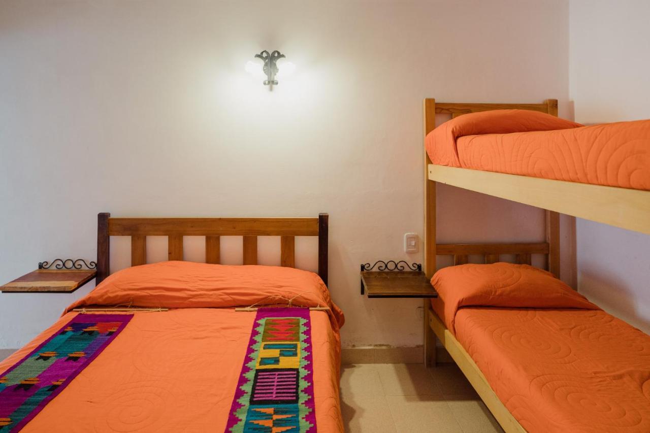 Aires De Cafayate Hostel Bagian luar foto
